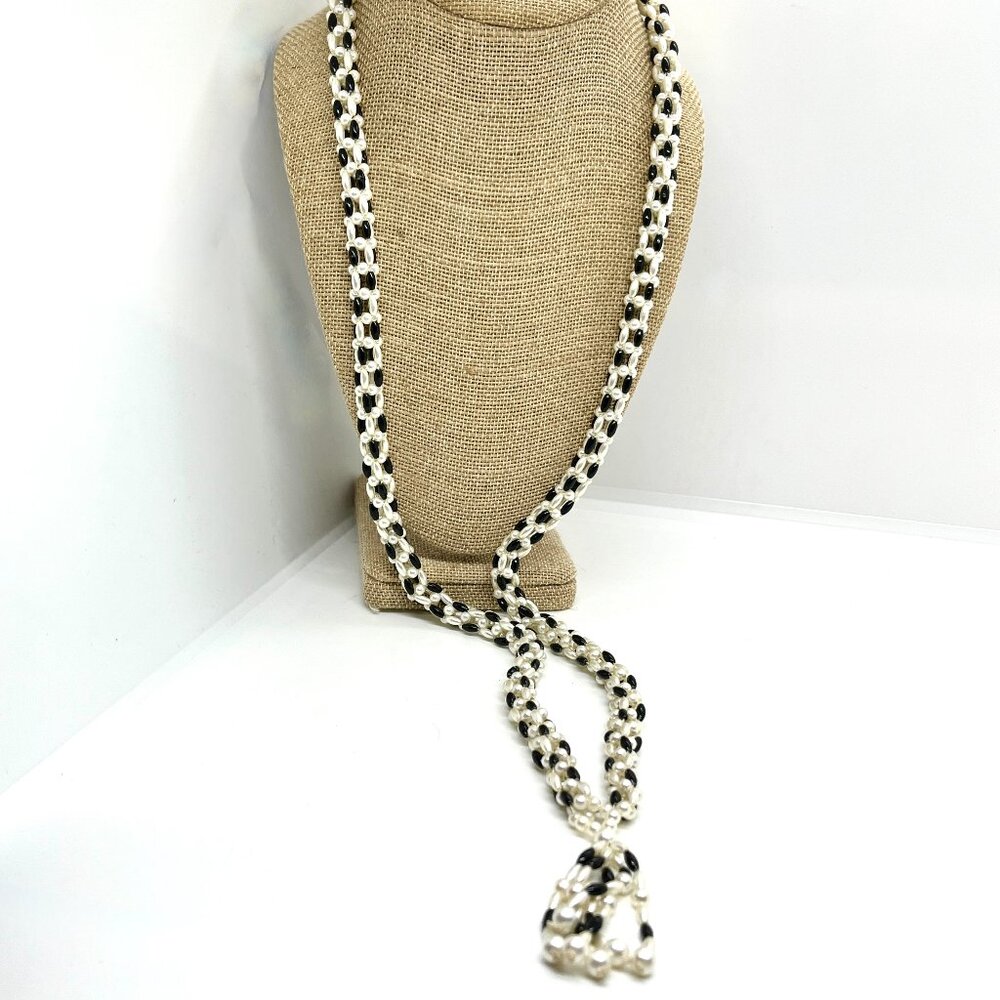 VINTAGE FAUX PEARL Lariat Necklace Black White Rice Bead Tassel Statement Beaded
